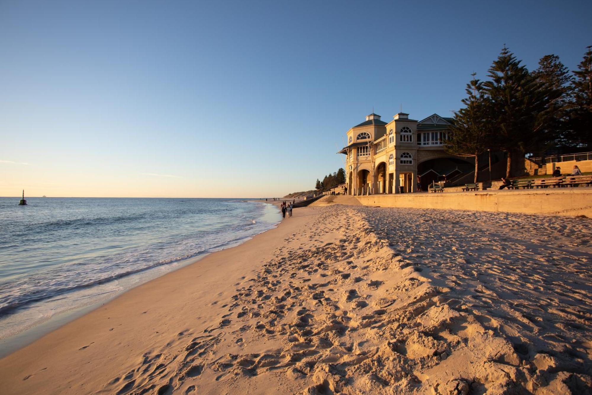 Cottesloe Beach Hotel Perth Exterior foto